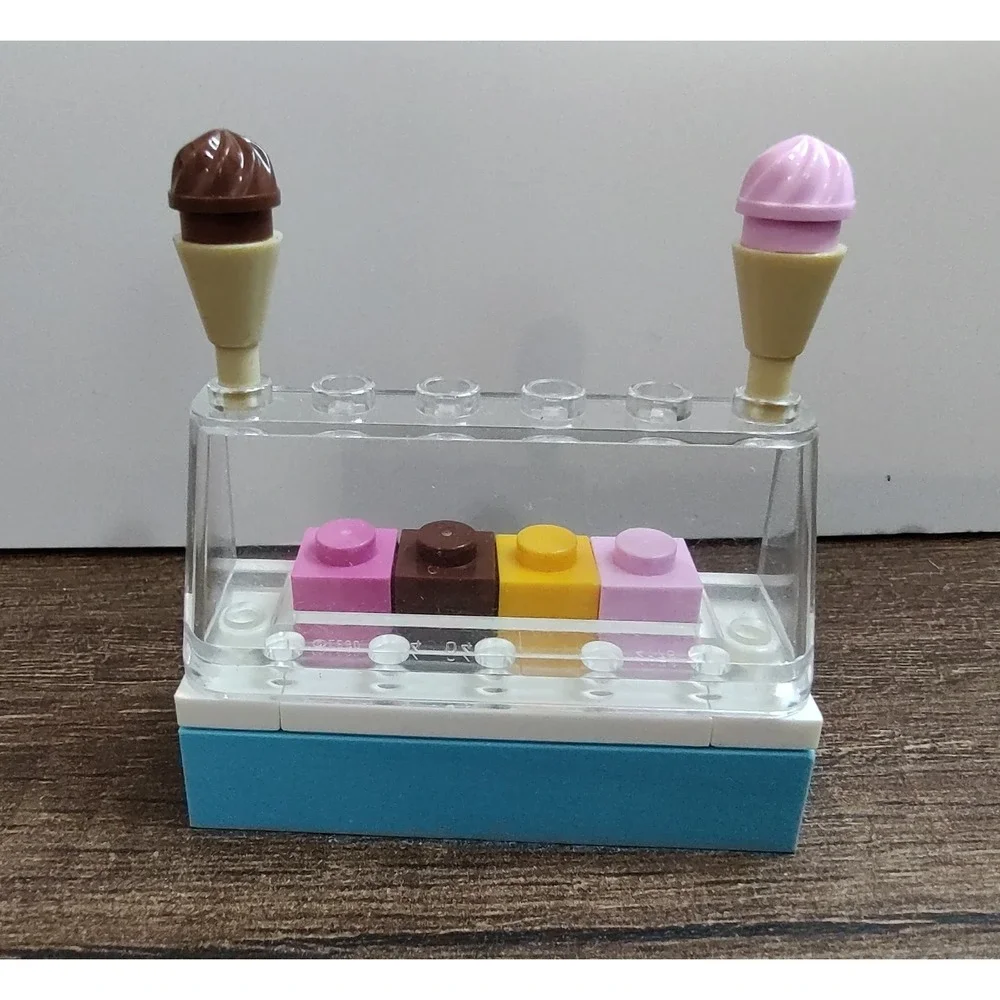 Lego Junior 10684 Supermarket Grocery Store Ice Cream Counter  Cone Display Case